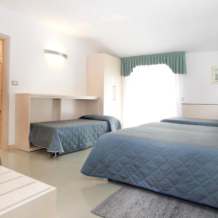 Hotel Miorelli Torbole Sul Garda Exterior foto