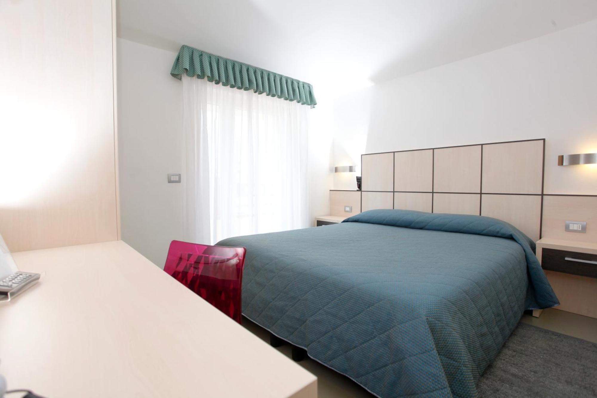 Hotel Miorelli Torbole Sul Garda Exterior foto